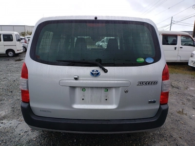 TOYOTA SUCCEED WAGON