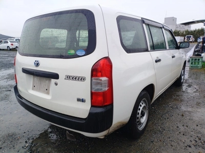 TOYOTA SUCCEED WAGON