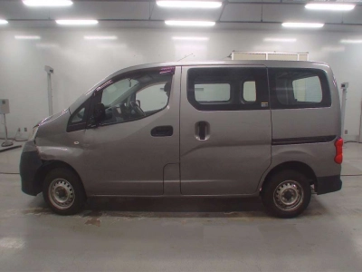 NISSAN NV200 VANETTE VAN