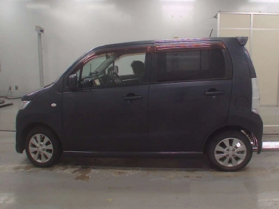 SUZUKI WAGON R STINGRAY