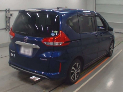 HONDA FREED + HYBRID