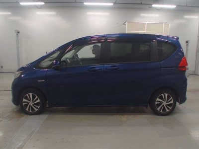 HONDA FREED + HYBRID