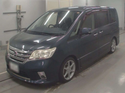 NISSAN SERENA