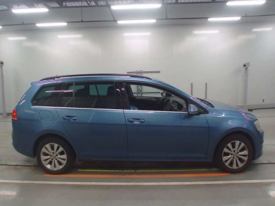 VOLKSWAGEN GOLF VARIANT