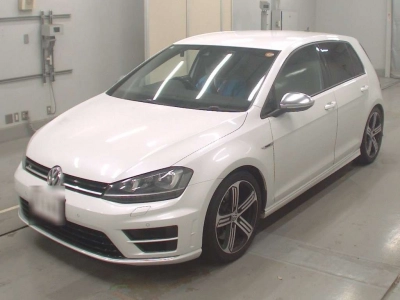 VOLKSWAGEN GOLF R