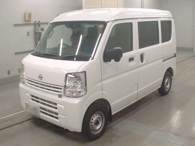 NISSAN CLIPPER VAN