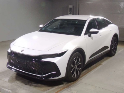 TOYOTA CROWN CROSSOVER