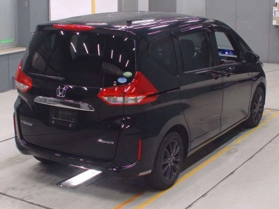 HONDA FREED + HYBRID