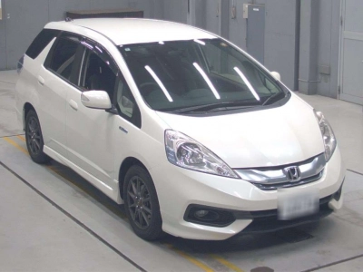 HONDA FIT SHUTTLE HYBRID
