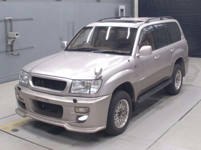 TOYOTA LAND CRUISER 100