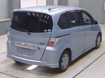 HONDA FREED HYBRID