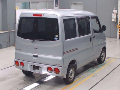 NISSAN CLIPPER VAN