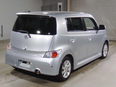 TOYOTA BB