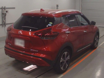 NISSAN KICKS