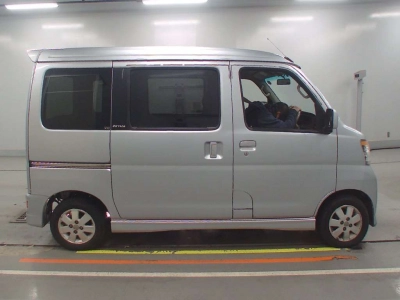 DAIHATSU ATRAI WAGON