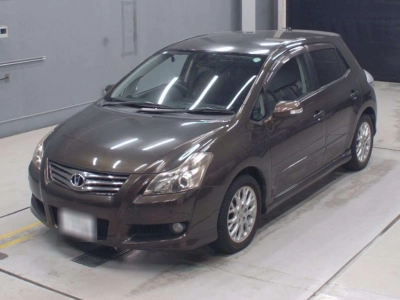 TOYOTA BLADE