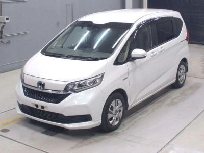 HONDA FREED + HYBRID