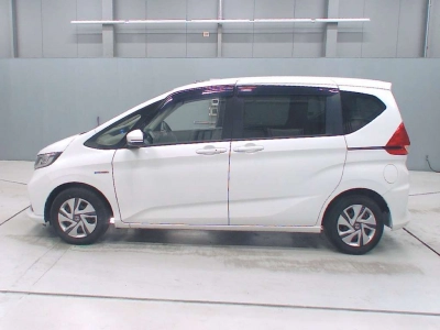 HONDA FREED + HYBRID