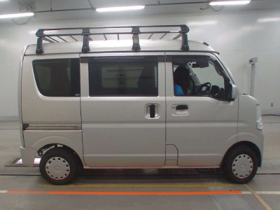 NISSAN NV100 CLIPPER
