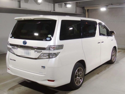 TOYOTA VELLFIRE HYBRID
