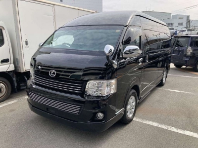 TOYOTA HIACE WAGON