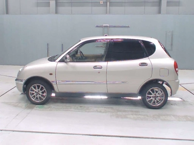 TOYOTA DUET