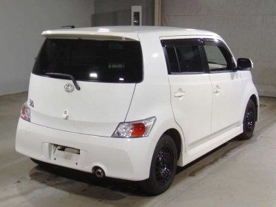TOYOTA BB