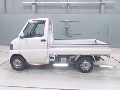 MITSUBISHI MINICAB TRUCK