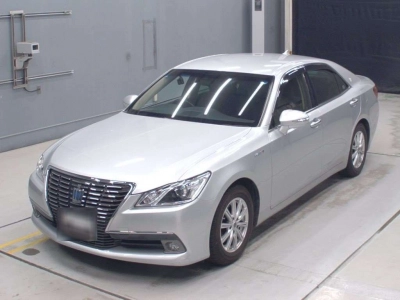TOYOTA CROWN HYBRID