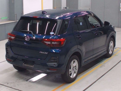 DAIHATSU ROCKY