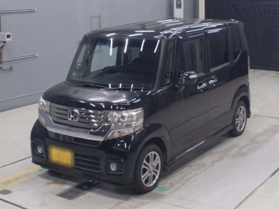 HONDA N BOX CUSTOM