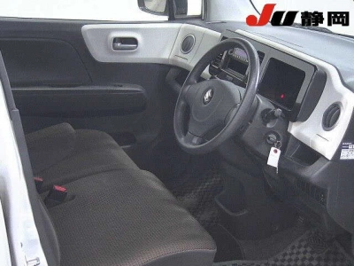 SUZUKI MRWAGON