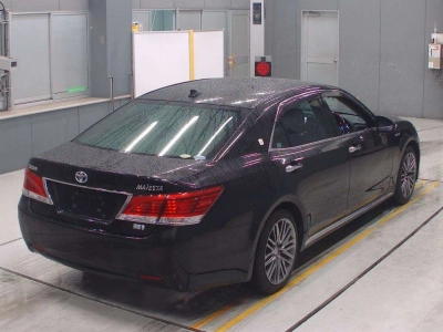 TOYOTA CROWN MAJESTA