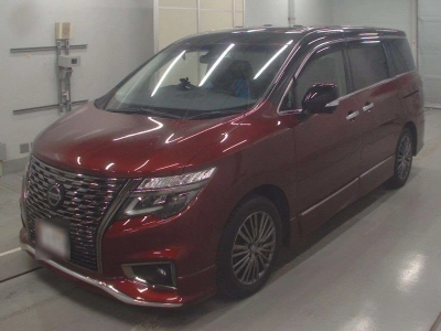 NISSAN ELGRAND