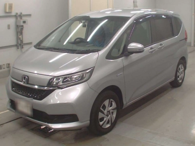 HONDA FREED + HYBRID