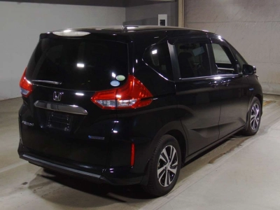 HONDA FREED + HYBRID