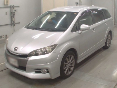TOYOTA WISH