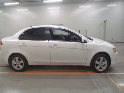 MITSUBISHI GALANT FORTIS