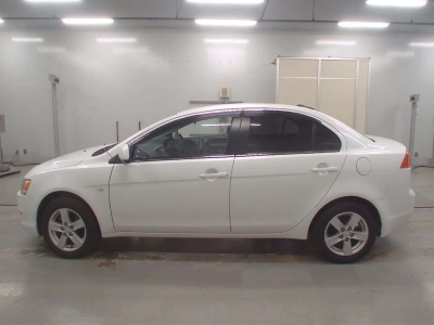 MITSUBISHI GALANT FORTIS