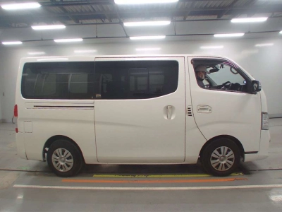 NISSAN NV350 CARAVAN