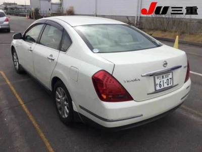 NISSAN TEANA