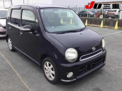 DAIHATSU MOVE LATTE