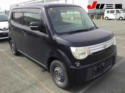 SUZUKI MRWAGON
