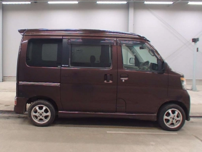 DAIHATSU ATRAI WAGON