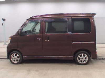 DAIHATSU ATRAI WAGON