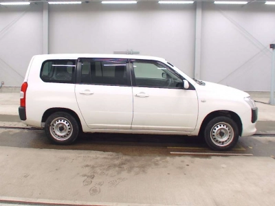 TOYOTA SUCCEED WAGON