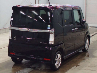 HONDA N BOX CUSTOM