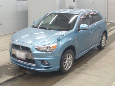 MITSUBISHI RVR