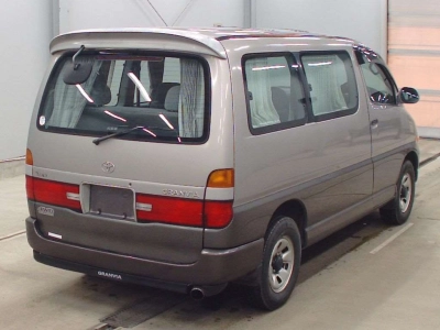 TOYOTA GRANVIA