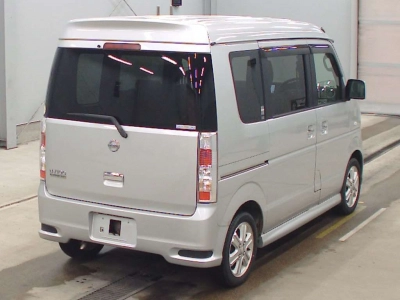 NISSAN NV100 CLIPPER RIO